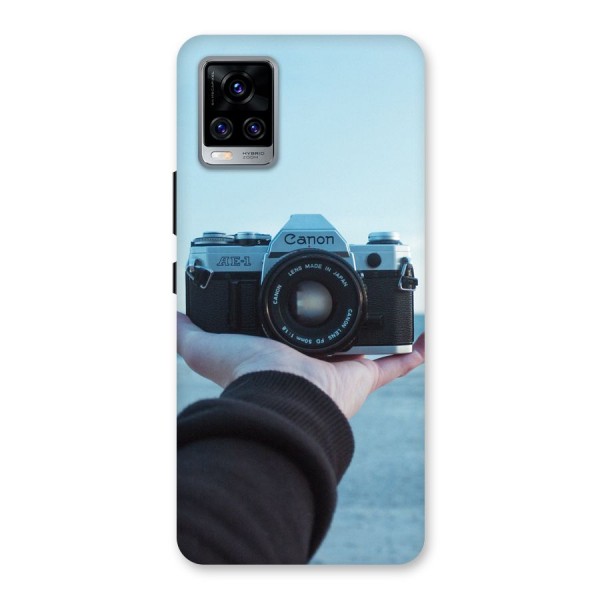 Camera in Hand Back Case for Vivo V20 Pro