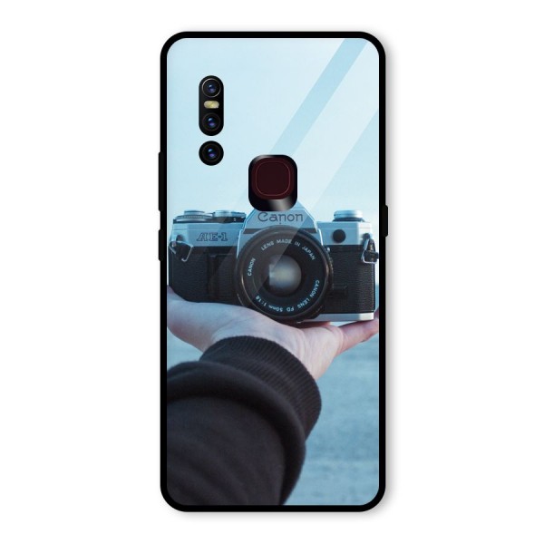 Camera in Hand Glass Back Case for Vivo V15