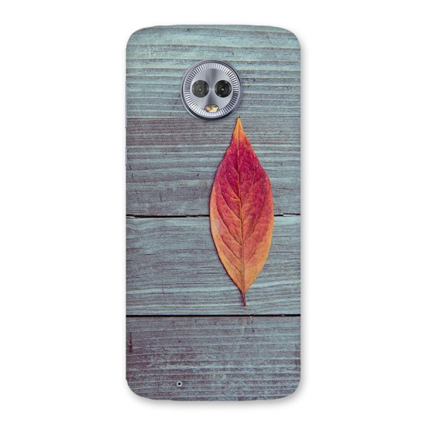 Classic Wood Leaf Back Case for Moto G6