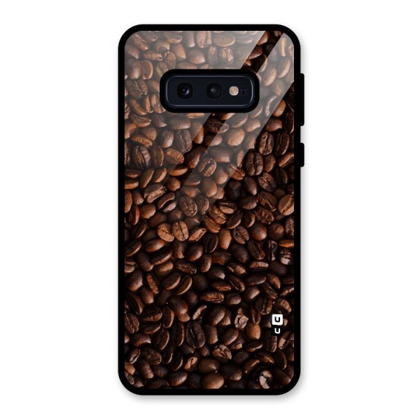 Coffee Beans Scattered Glass Back Case for Galaxy S10e