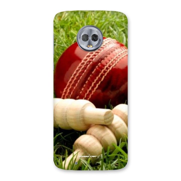 Cricket Ball and Stumps Back Case for Moto G6