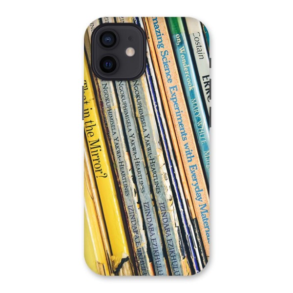 In Love with Books Back Case for iPhone 12