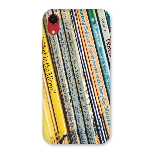 In Love with Books Back Case for iPhone XR