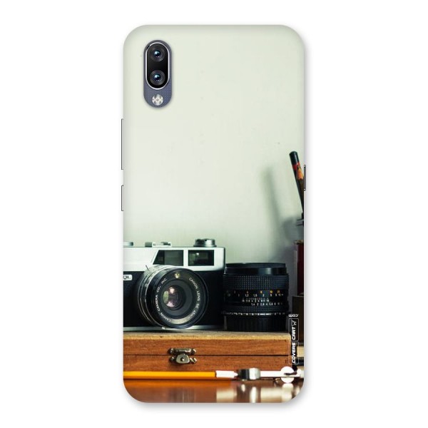 Photographer Desk Back Case for Vivo NEX