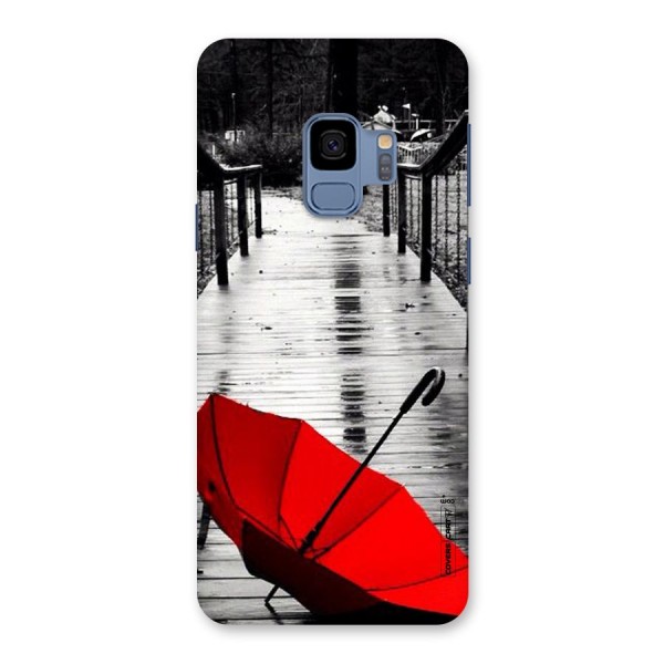 Rainy Red Umbrella Back Case for Galaxy S9