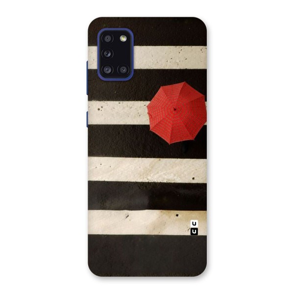 Single Red Umbrella Stripes Back Case for Galaxy A31