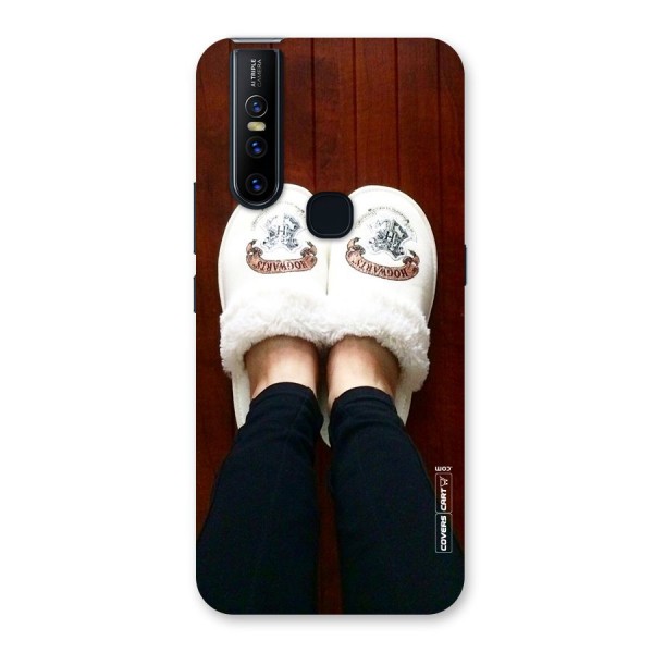 White Feets Back Case for Vivo V15