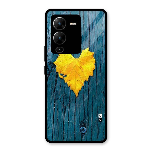 Yellow Leaf Glass Back Case for Vivo V25 Pro