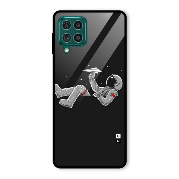 Spaceman Flying Glass Back Case for Galaxy F62