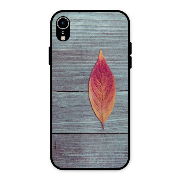 Classic Wood Leaf Metal Back Case for iPhone XR