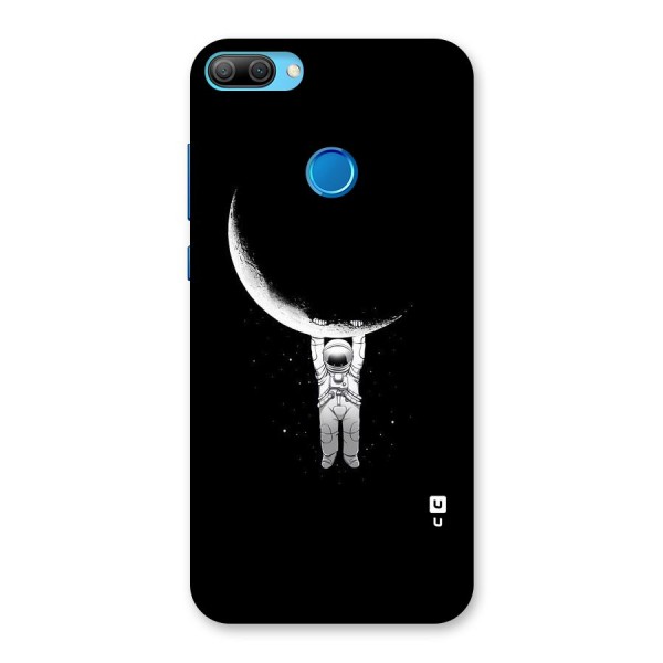 Hanging Astronaut Back Case for Honor 9N