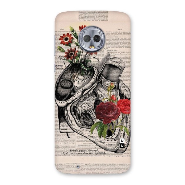 Heart Newspaper Back Case for Moto G6