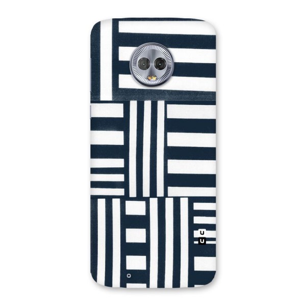 Square  Stripes Back Case for Moto G6