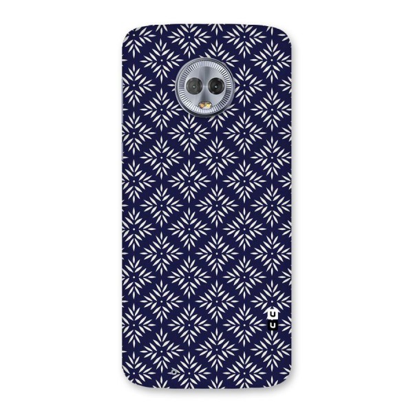 White Petals Pattern Back Case for Moto G6