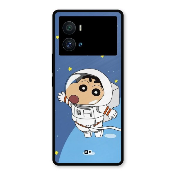 Astronaut Shinchan Metal Back Case for iQOO 9 Pro