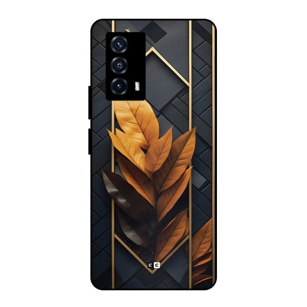 Golden Leaf Pattern Metal Back Case for iQOO Z5