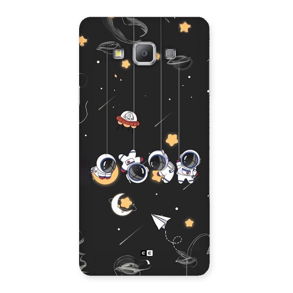 Hanging Astronauts Back Case for Galaxy A7