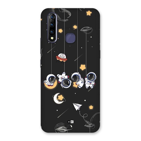 Hanging Astronauts Back Case for Vivo Z1 Pro