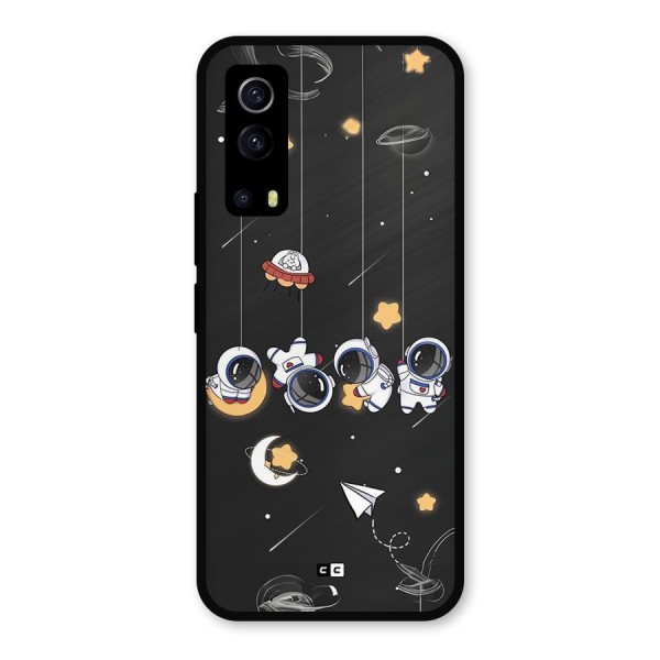 Hanging Astronauts Metal Back Case for iQOO Z3