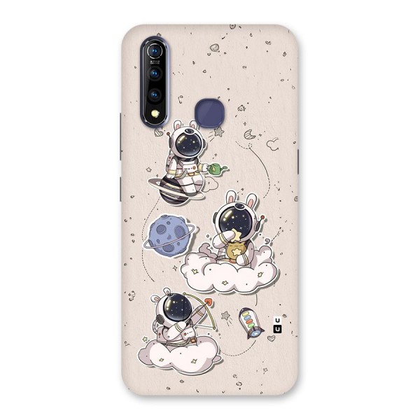 Lovely Astronaut Playing Back Case for Vivo Z1 Pro