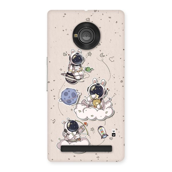 Lovely Astronaut Playing Back Case for Yuphoria