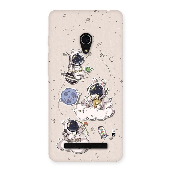 Lovely Astronaut Playing Back Case for Zenfone 5