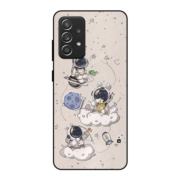 Lovely Astronaut Playing Metal Back Case for Galaxy A52