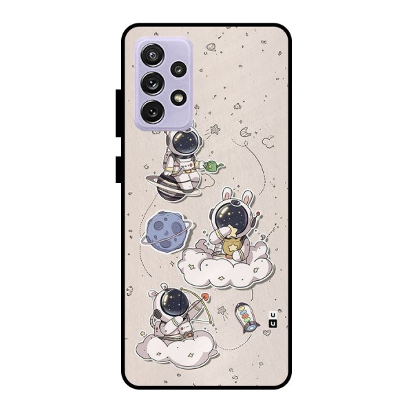 Lovely Astronaut Playing Metal Back Case for Galaxy A72