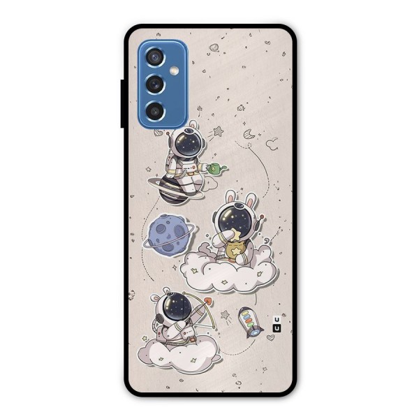 Lovely Astronaut Playing Metal Back Case for Galaxy M52 5G