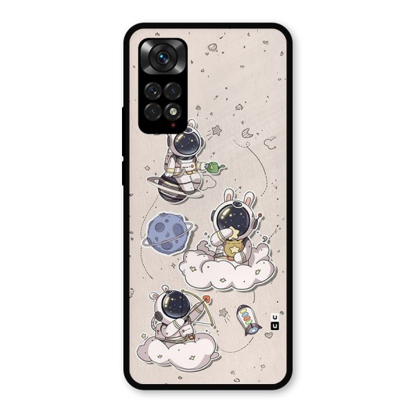 Lovely Astronaut Playing Metal Back Case for Redmi Note 11