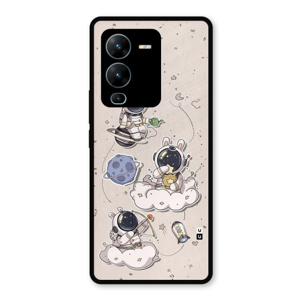 Lovely Astronaut Playing Metal Back Case for Vivo V25 Pro