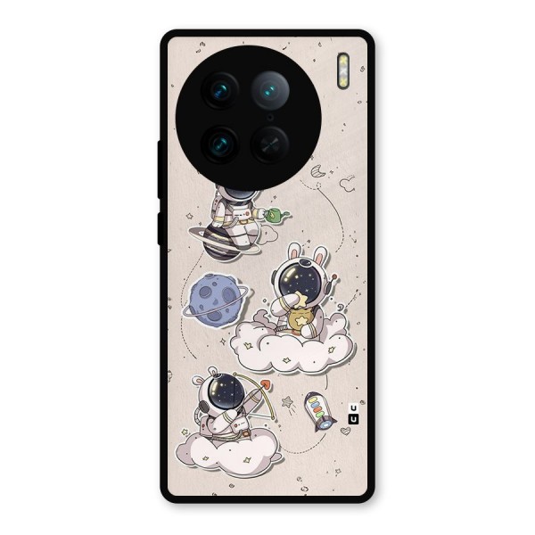 Lovely Astronaut Playing Metal Back Case for Vivo X90 Pro