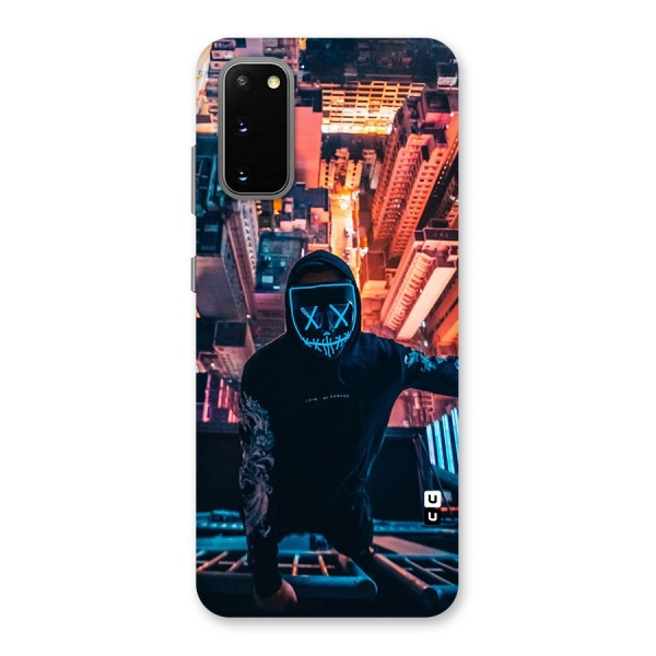 Mask Guy Climbing Building Back Case for Galaxy S20