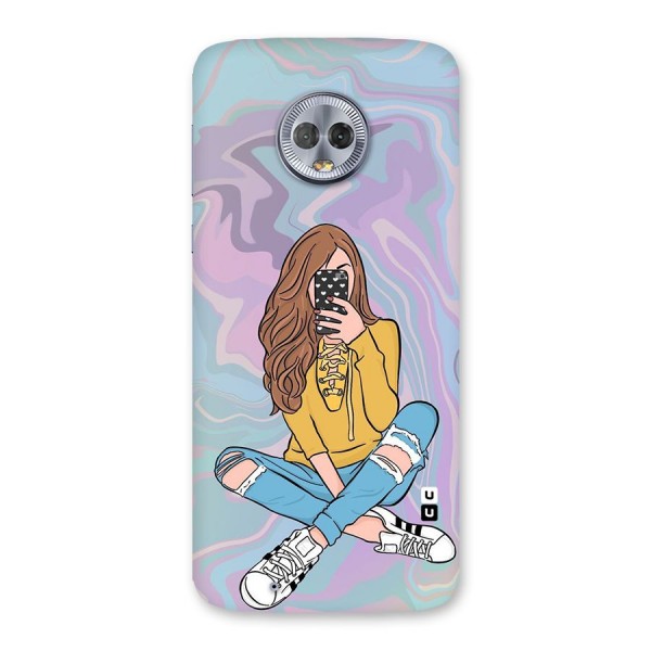 Selfie Girl Illustration Back Case for Moto G6