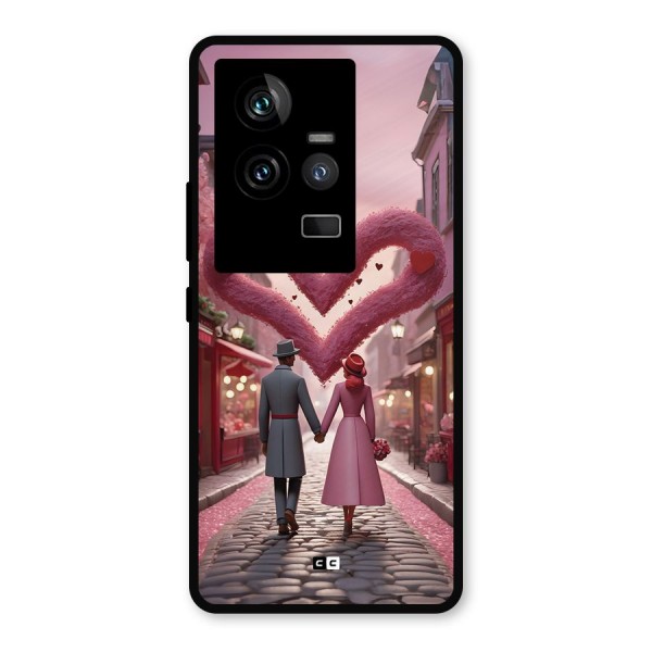 Valetines Couple Walking Metal Back Case for iQOO 11 5G