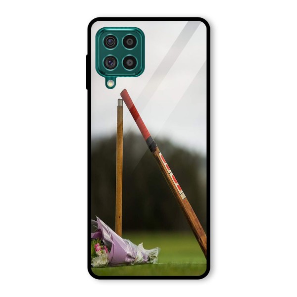 Bat Wicket Glass Back Case for Galaxy F62