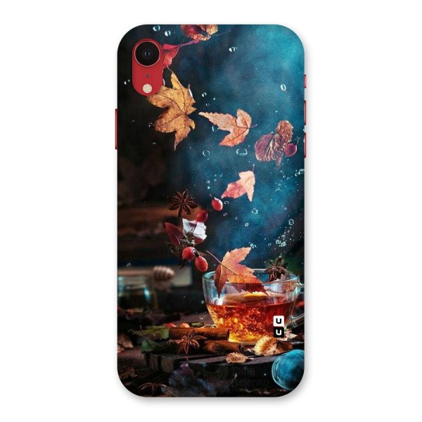 Falling Leaves Tea Back Case for iPhone XR