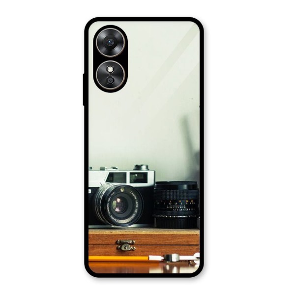 Photographer Desk Glass Back Case for Oppo A17